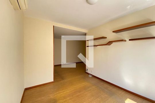 Apartamento à venda com 2 quartos, 110m² em Del Castilho, Rio de Janeiro