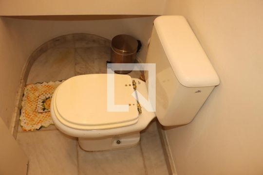 Casa de Condomínio para alugar com 3 quartos, 400m² em Jardim Sao Paulo Ii, Cotia