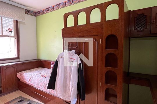 Quarto 1 de apartamento para alugar com 3 quartos, 170m² em Boqueirão, Santos