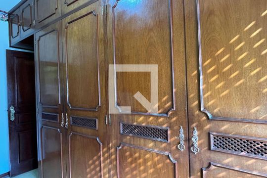 Quarto 1 de apartamento para alugar com 3 quartos, 170m² em Boqueirão, Santos