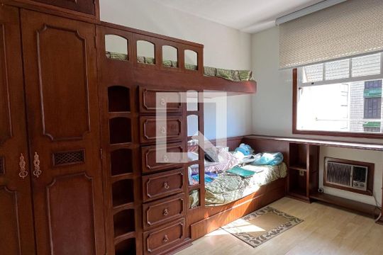 Quarto 2 de apartamento para alugar com 3 quartos, 170m² em Boqueirão, Santos