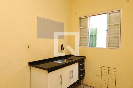 Cozinha de casa para alugar com 3 quartos, 80m² em Vila Princesa Isabel, São Paulo