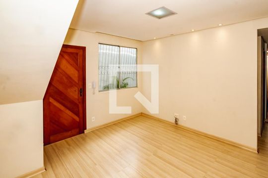 Apartamento à venda com 3 quartos, 65m² em Planalto, Belo Horizonte