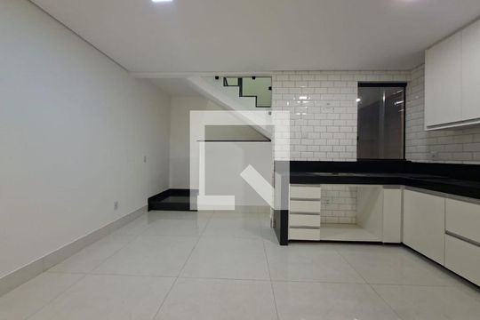 Cozinha de casa à venda com 3 quartos, 105m² em Vila Rica, Lagoa Santa