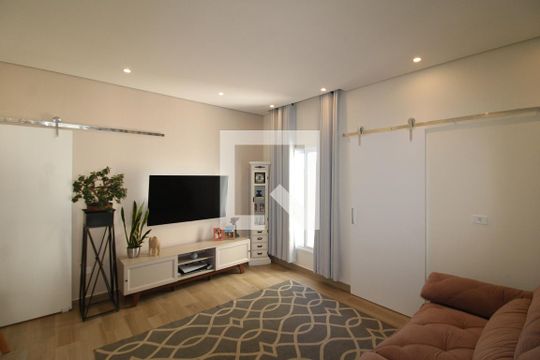 Casa à venda com 6 quartos, 280m² em Jardim São Paulo, São Paulo
