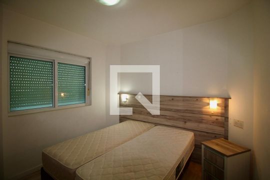 Quarto de apartamento para alugar com 1 quarto, 56m² em Juvevê, Curitiba