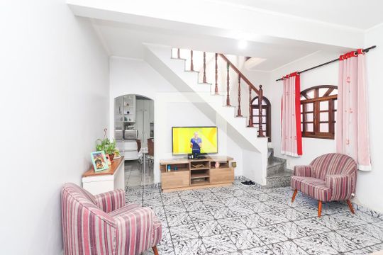 Casa à venda com 4 quartos, 170m² em Vila Jacuí, São Paulo