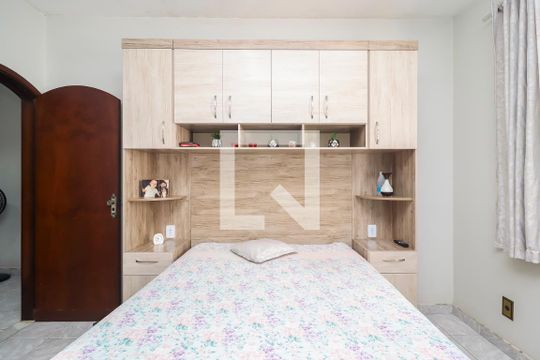 Quarto 1 de casa à venda com 4 quartos, 170m² em Vila Jacuí, São Paulo