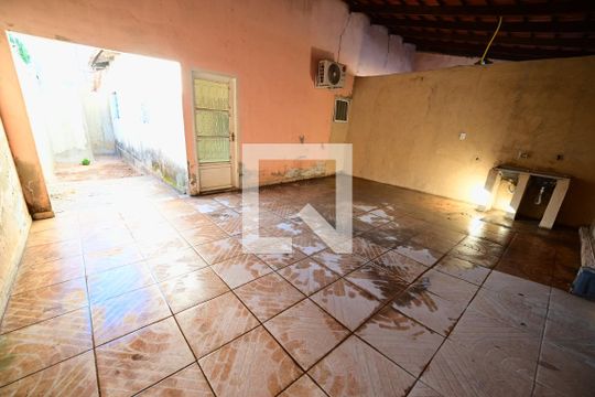 Casa para alugar com 2 quartos, 90m² em Residencial Goiania Viva, Goiânia