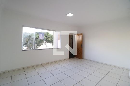 Sala de apartamento para alugar com 3 quartos, 115m² em Centro, Uberlândia