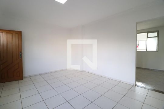 Sala de apartamento para alugar com 3 quartos, 115m² em Centro, Uberlândia