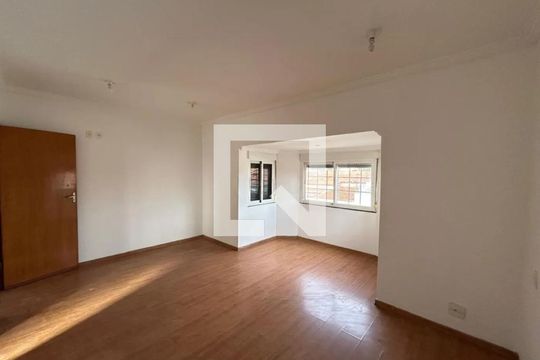 Sala de casa para alugar com 3 quartos, 180m² em Jardim Patricia, Uberlândia