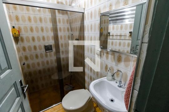 Banheiro de casa para alugar com 2 quartos, 199m² em Jardim Samara, São Paulo