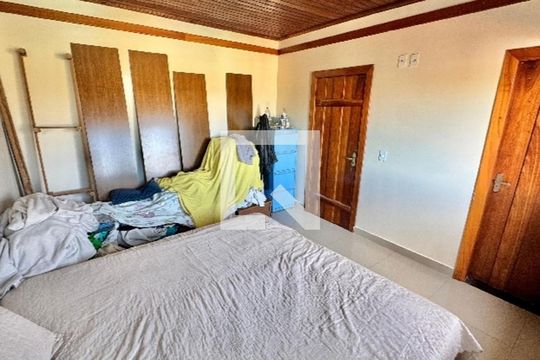 Quarto de casa de condomínio à venda com 3 quartos, 240m² em Colônia Agrícola Samambaia, Brasília