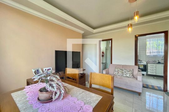 Apartamento à venda com 2 quartos, 75m² em Santa Tereza, Belo Horizonte