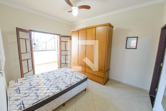 Suíte 1 de casa de condomínio para alugar com 3 quartos, 250m² em Caminho Novo, Taubaté