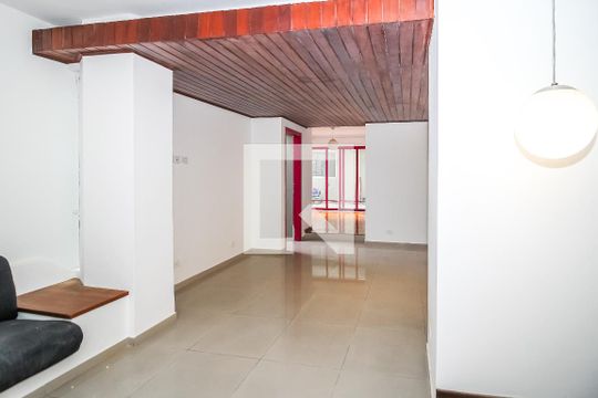Sala de casa para alugar com 3 quartos, 120m² em Pompeia, São Paulo
