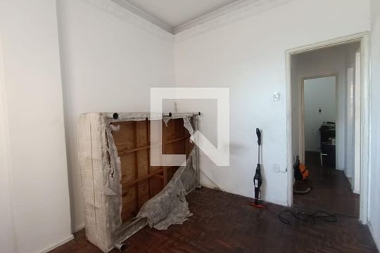 Quarto 1 de apartamento para alugar com 2 quartos, 57m² em Centro, Nova Iguaçu