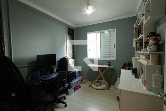 Quarto 1 de apartamento para alugar com 2 quartos, 45m² em Jardim Copacabana, São José dos Campos