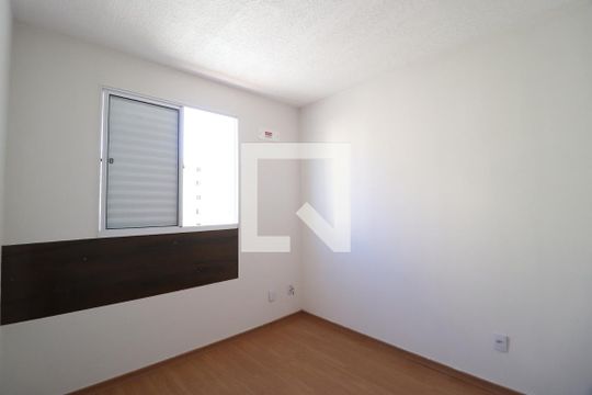 Quarto 2 de apartamento para alugar com 2 quartos, 44m² em Grand Ville, Uberlândia