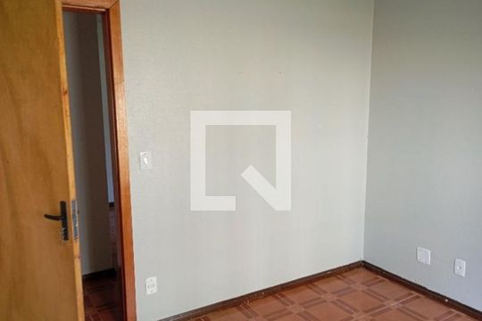 Quarto 1 de apartamento para alugar com 2 quartos, 47m² em São Miguel, São Leopoldo