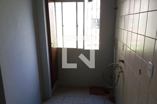 Cozinha de apartamento para alugar com 2 quartos, 47m² em São Miguel, São Leopoldo
