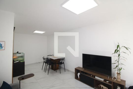 Casa à venda com 2 quartos, 115m² em Vila Bianca, São Paulo