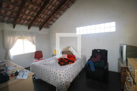 Quarto mezanino de casa à venda com 5 quartos, 300m² em Barreirinha, Curitiba