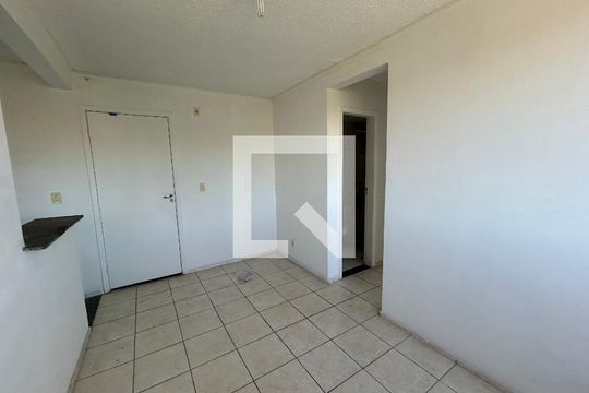 Sala de apartamento para alugar com 2 quartos, 44m² em Honório Gurgel, Rio de Janeiro