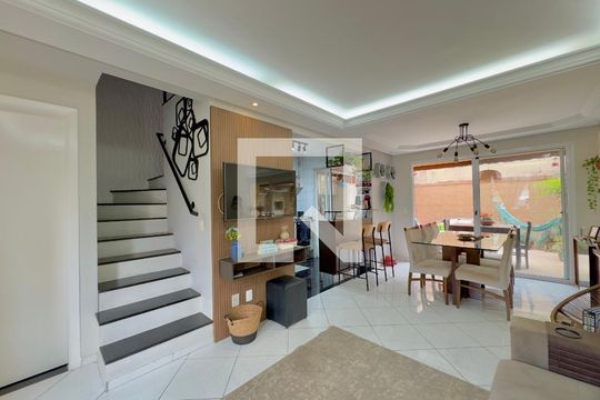 Sala de casa de condomínio à venda com 3 quartos, 86m² em Parque Renato Maia, Guarulhos