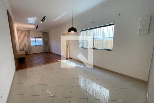 Sala de casa à venda com 3 quartos, 160m² em Jardim Bonfiglioli, São Paulo