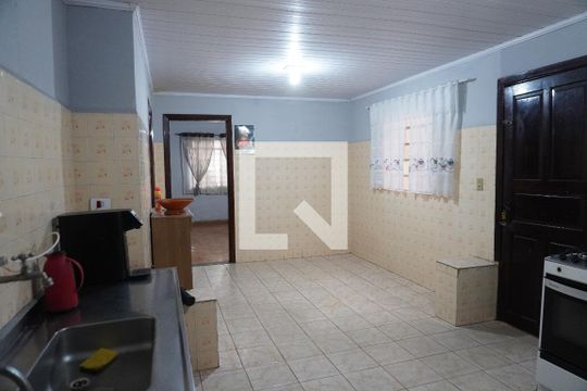 Cozinha de casa para alugar com 2 quartos, 60m² em Itaquera, São Paulo