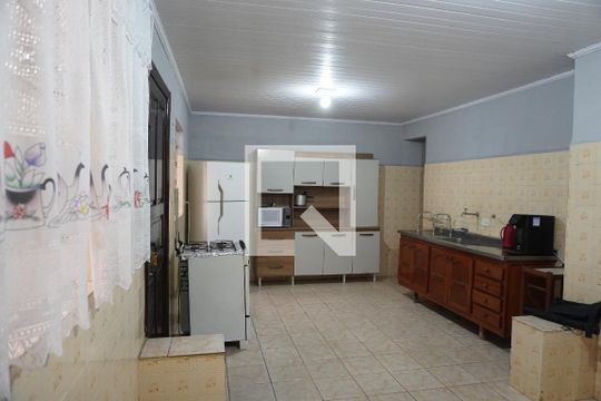 Cozinha de casa para alugar com 2 quartos, 60m² em Itaquera, São Paulo
