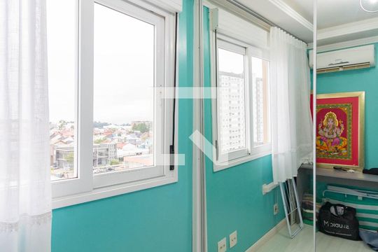 Apartamento para alugar com 2 quartos, 65m² em Marechal Rondon, Canoas