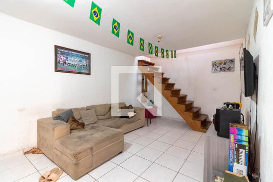 Sala de casa à venda com 8 quartos, 345m² em Jardim Peri, São Paulo