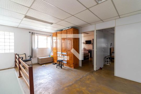 Andar Superior de casa à venda com 8 quartos, 345m² em Jardim Peri, São Paulo