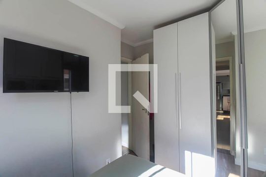 Apartamento à venda com 2 quartos, 46m² em Jardim Santa Teresinha, São Paulo