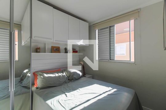 Apartamento à venda com 2 quartos, 46m² em Jardim Santa Teresinha, São Paulo