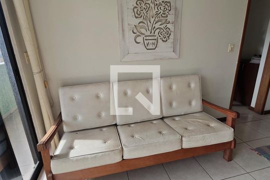 Apartamento para alugar com 3 quartos, 125m² em Vila Nova, Cabo Frio
