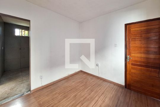 Sala de casa para alugar com 2 quartos, 50m² em Largo do Barradas, Niterói