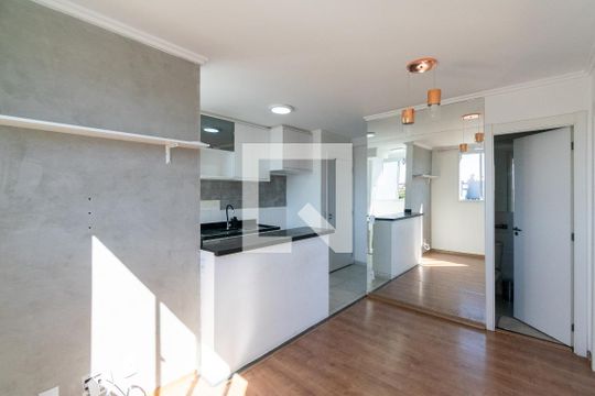 Sala  de apartamento para alugar com 2 quartos, 40m² em Vila Santa Catarina, São Paulo