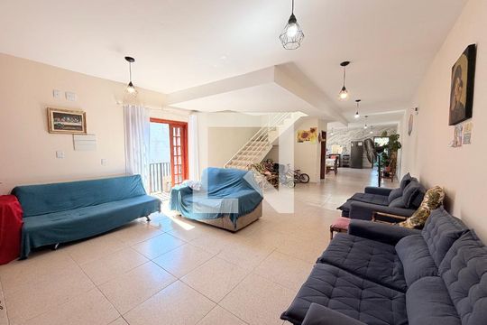 Sala  de casa à venda com 5 quartos, 403m² em Serra dos Cristais, Várzea Paulista