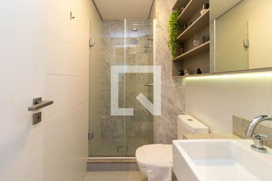 Banheiro de apartamento para alugar com 1 quarto, 38m² em Praia de Belas, Porto Alegre