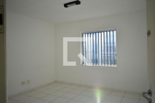 Suíte de casa para alugar com 3 quartos, 180m² em Planalto Paulista, São Paulo