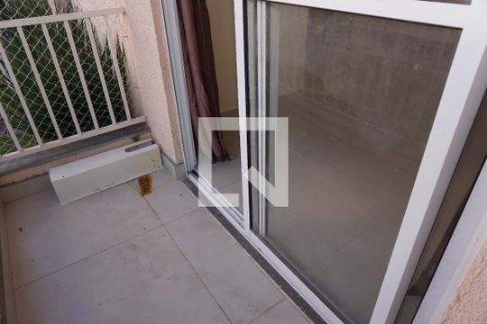 Varanda de apartamento para alugar com 2 quartos, 46m² em Jardim Vitória, Embu das Artes