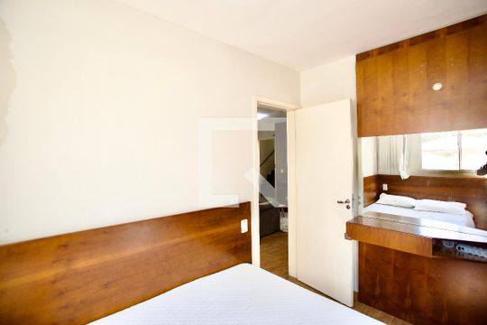 Quarto 2 de apartamento para alugar com 2 quartos, 52m² em Bernardo Monteiro, Contagem