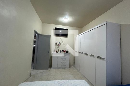 Quarto 1 de casa para alugar com 2 quartos, 500m² em Pilares, Rio de Janeiro