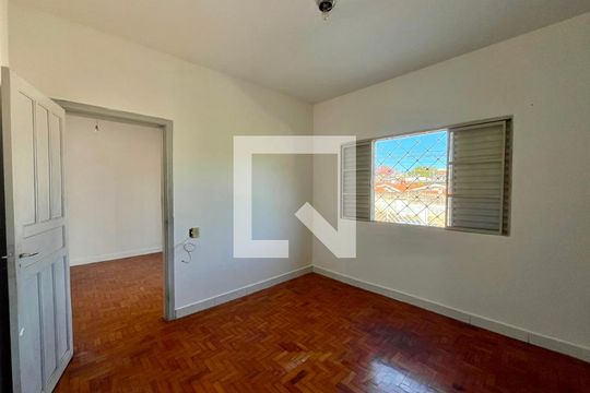 Quarto 1 de casa para alugar com 2 quartos, 166m² em Jardim Aurélia , Campinas