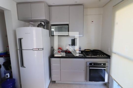 Cozinha e Área de Serviço de apartamento para alugar com 3 quartos, 123m² em Centro, Osasco