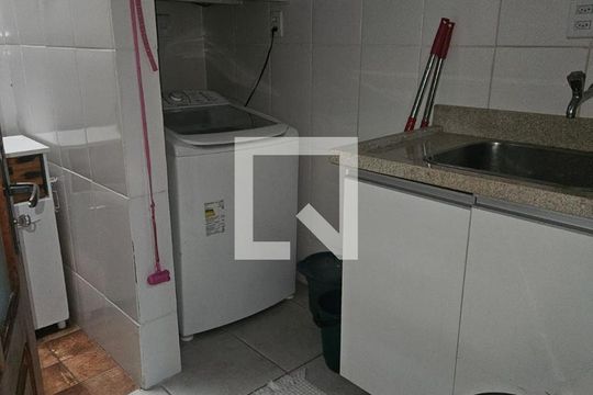 Apartamento à venda com 2 quartos, 148m² em Navegantes, Porto Alegre